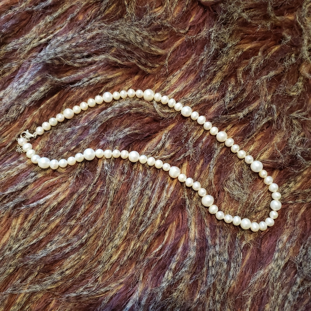White Cultured Freshwater Pearl Rhodium Over Sterling Silver 18 Inch Strand Neck